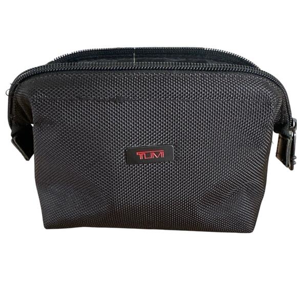 Tumi mini travel bag accessories bag essentials for travel light - Picture 2 of 6